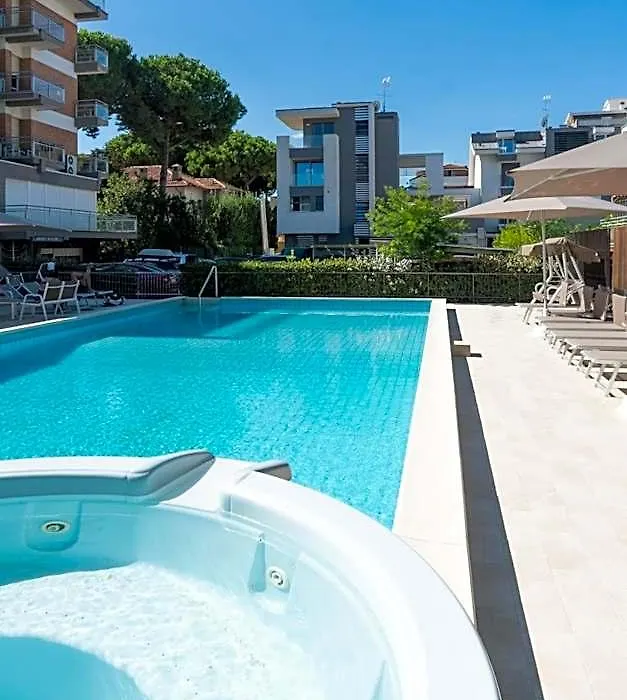 Hotel Martinez-1
